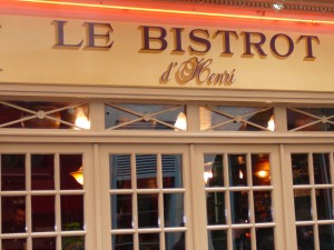 Bistro in Paris - one of my favorites Paris Bistro near our Princesse apartment