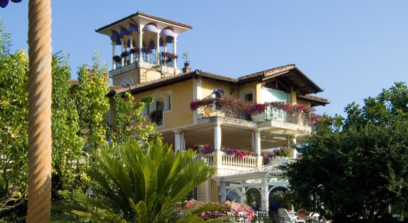 Villa Gabriella in Northern Lake