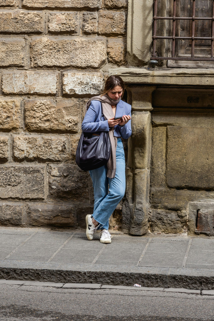 Staying Connected in Italy: A First-Timer’s Guide to Getting a Local SIM Card