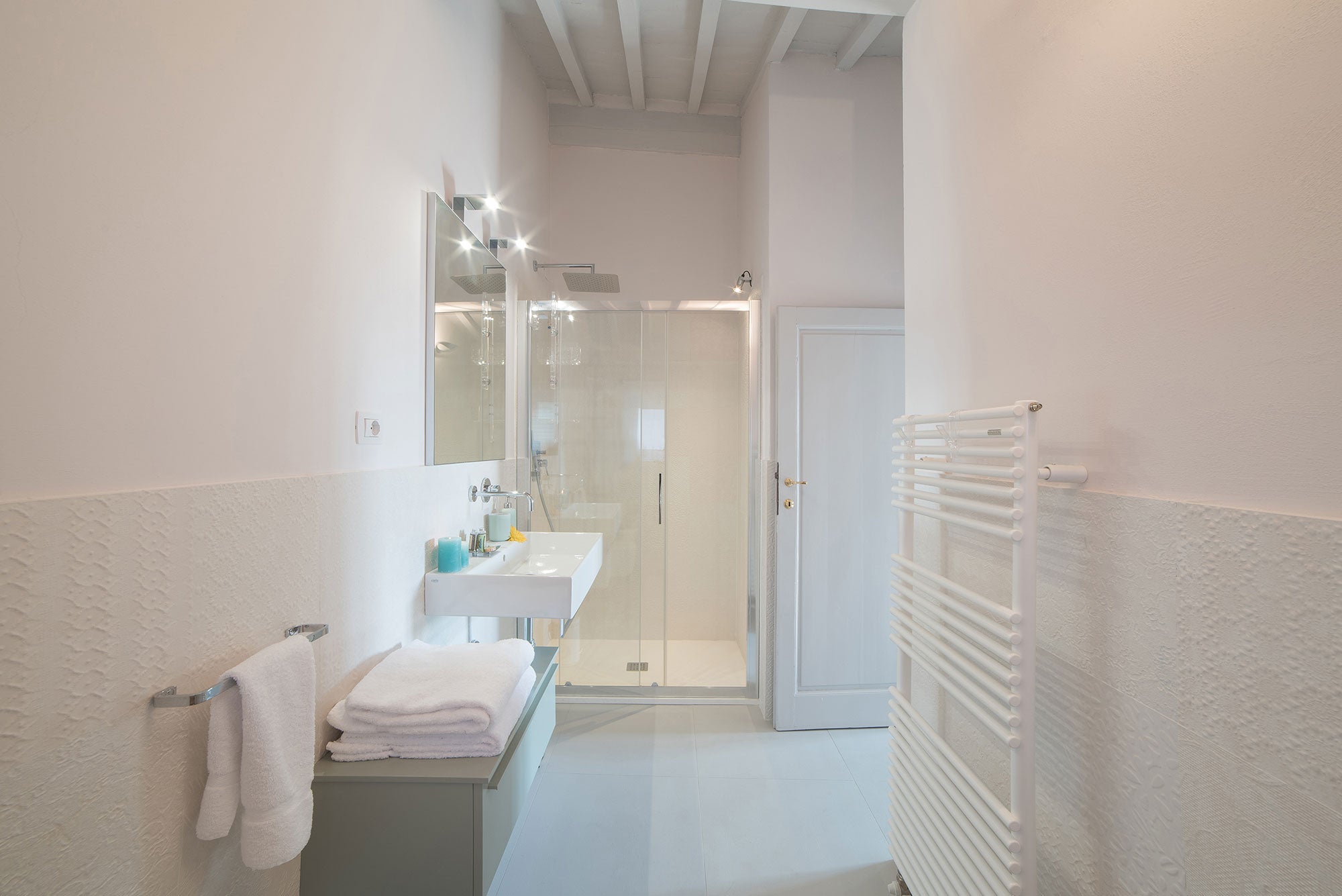 CentoVentiSette - Florence luxury apartment -  4 bedrooms, 3 bathrooms