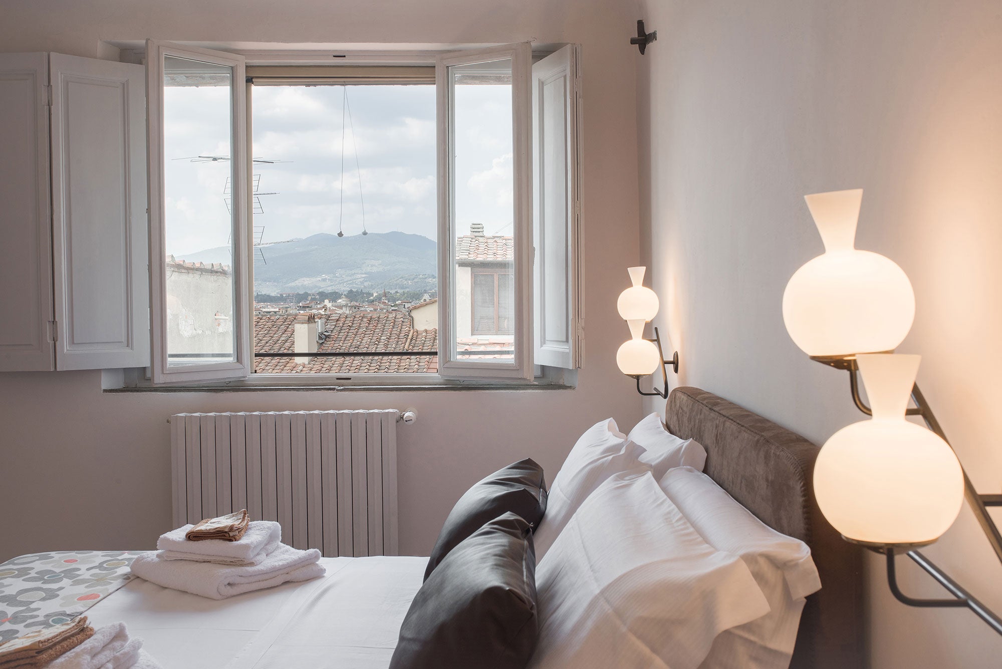 CentoVentiSette - Florence luxury apartment -  4 bedrooms, 3 bathrooms