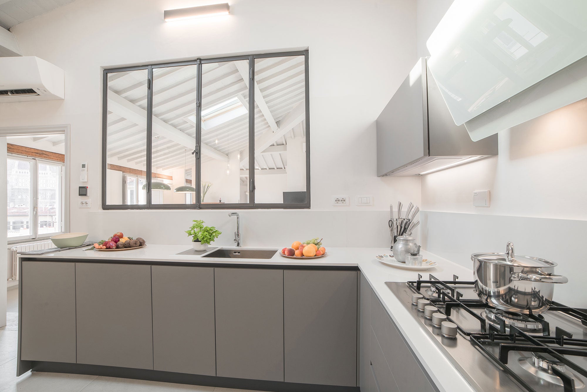CentoVentiSette - Florence luxury apartment -  4 bedrooms, 3 bathrooms