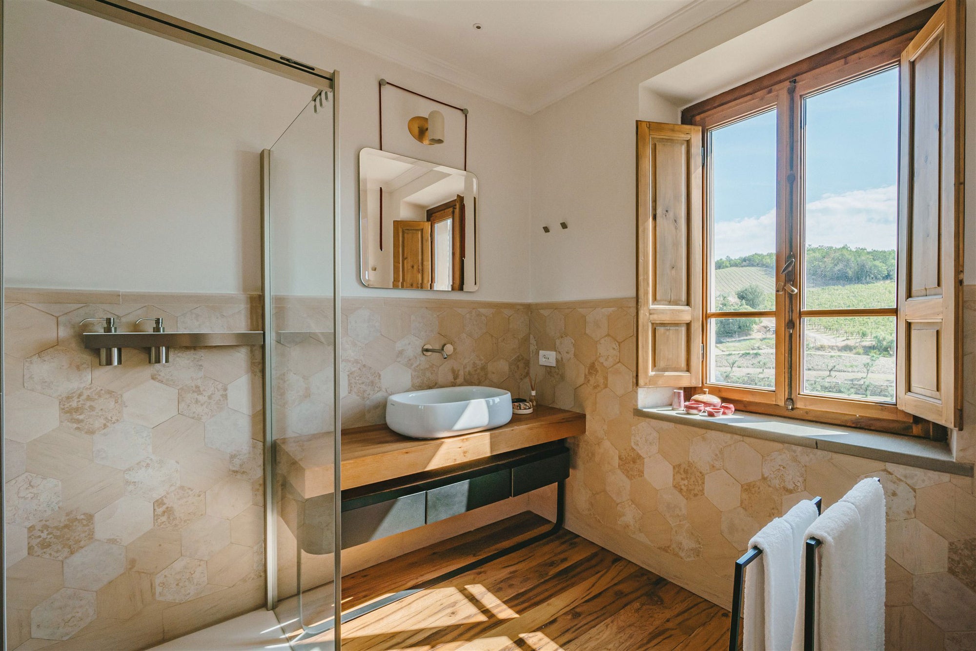 CentoTrentaCinque - Chianti, villa  7 bedrooms sleeps up to 14