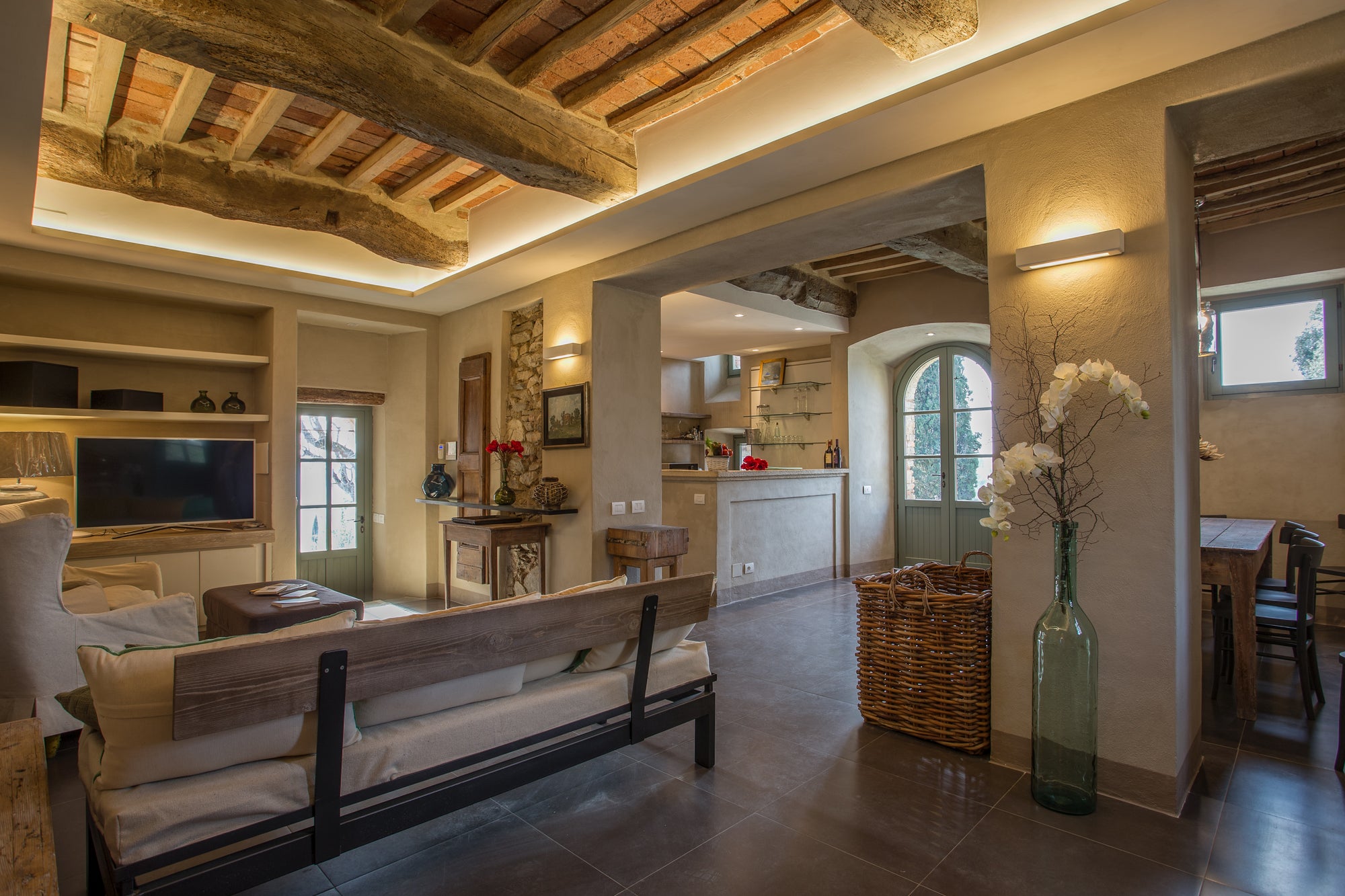 Villa Colona - 4 bedrooms, 4 bathrooms  sleeps up to 7