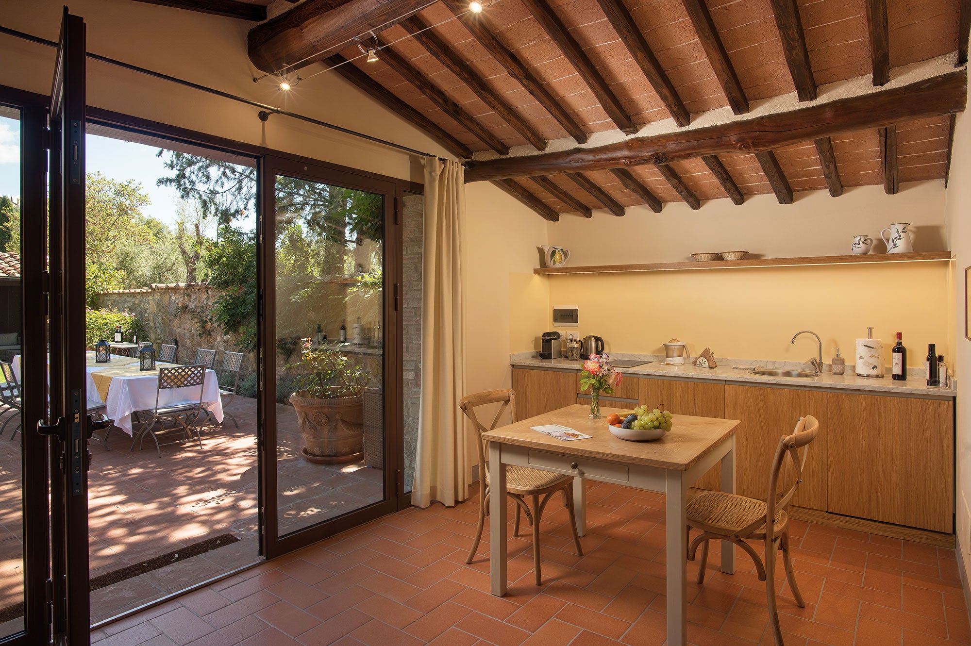 CentoQuarantaSette - Chianti villa - sleeps up to 12 - a/c