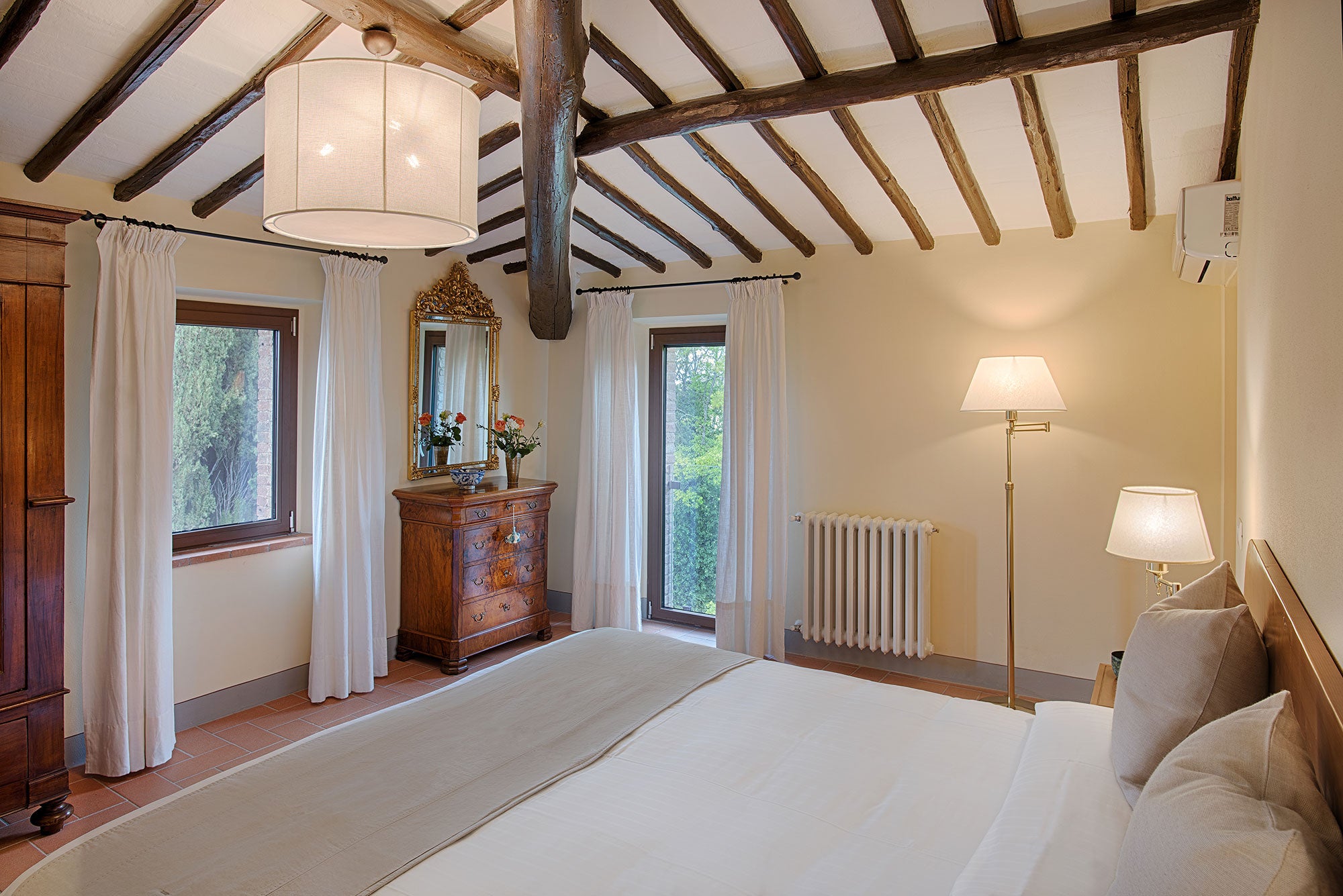 CentoQuarantaSette - Chianti villa - sleeps up to 12 - a/c