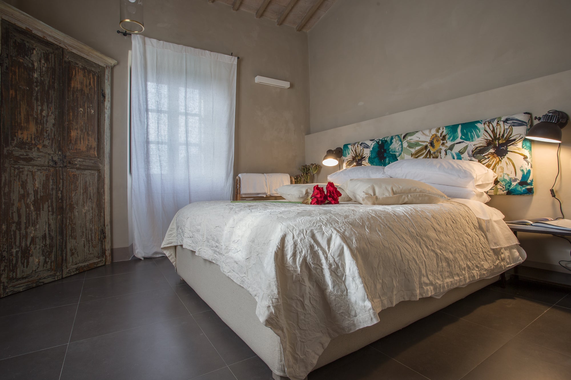 Villa Colona - 4 bedrooms, 4 bathrooms  sleeps up to 7