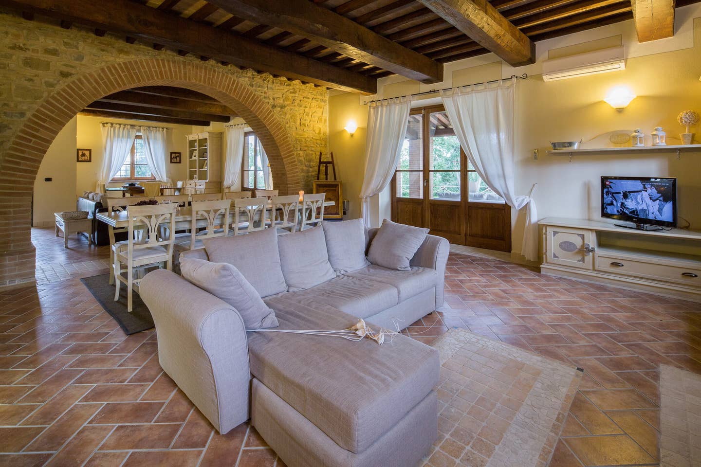 Cortona - Tramonti - Villa with  5 bedrooms 6 bathrooms sleeps up to 10
