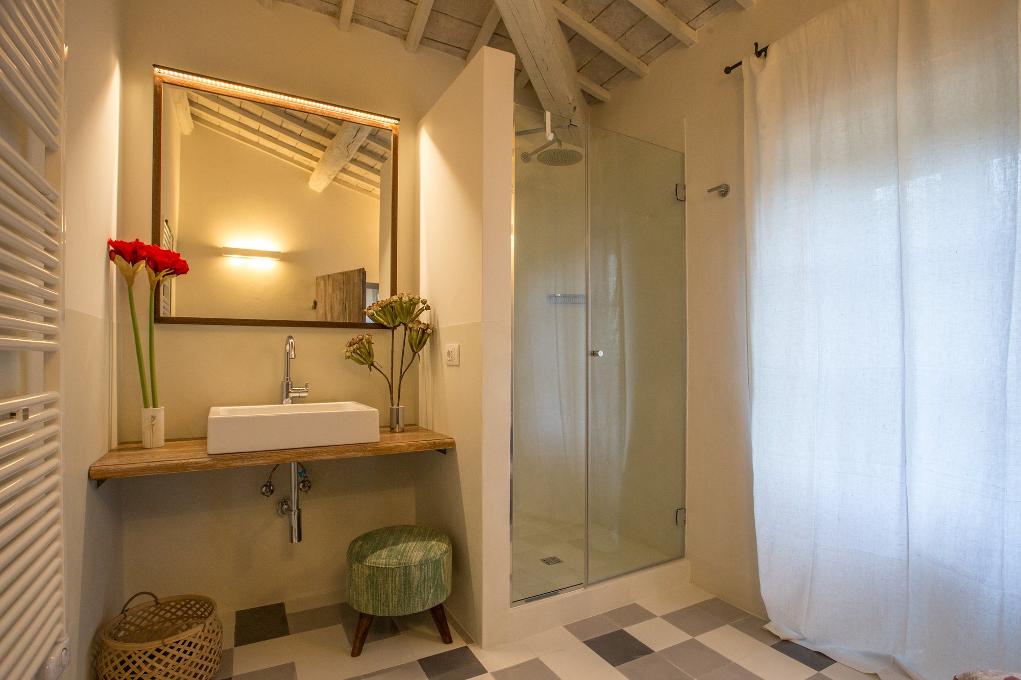 Villa Colona - 4 bedrooms, 4 bathrooms  sleeps up to 7