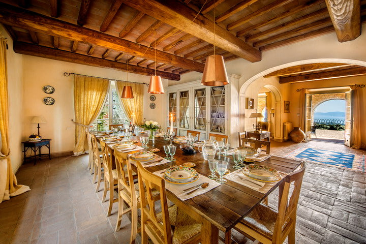 Villa Lago - Cortona villa sleeps up to 14
