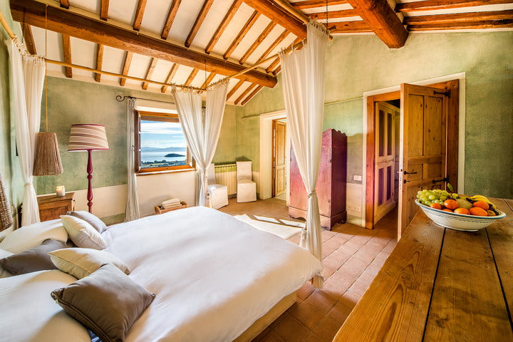 Villa Lago - Cortona villa sleeps up to 14