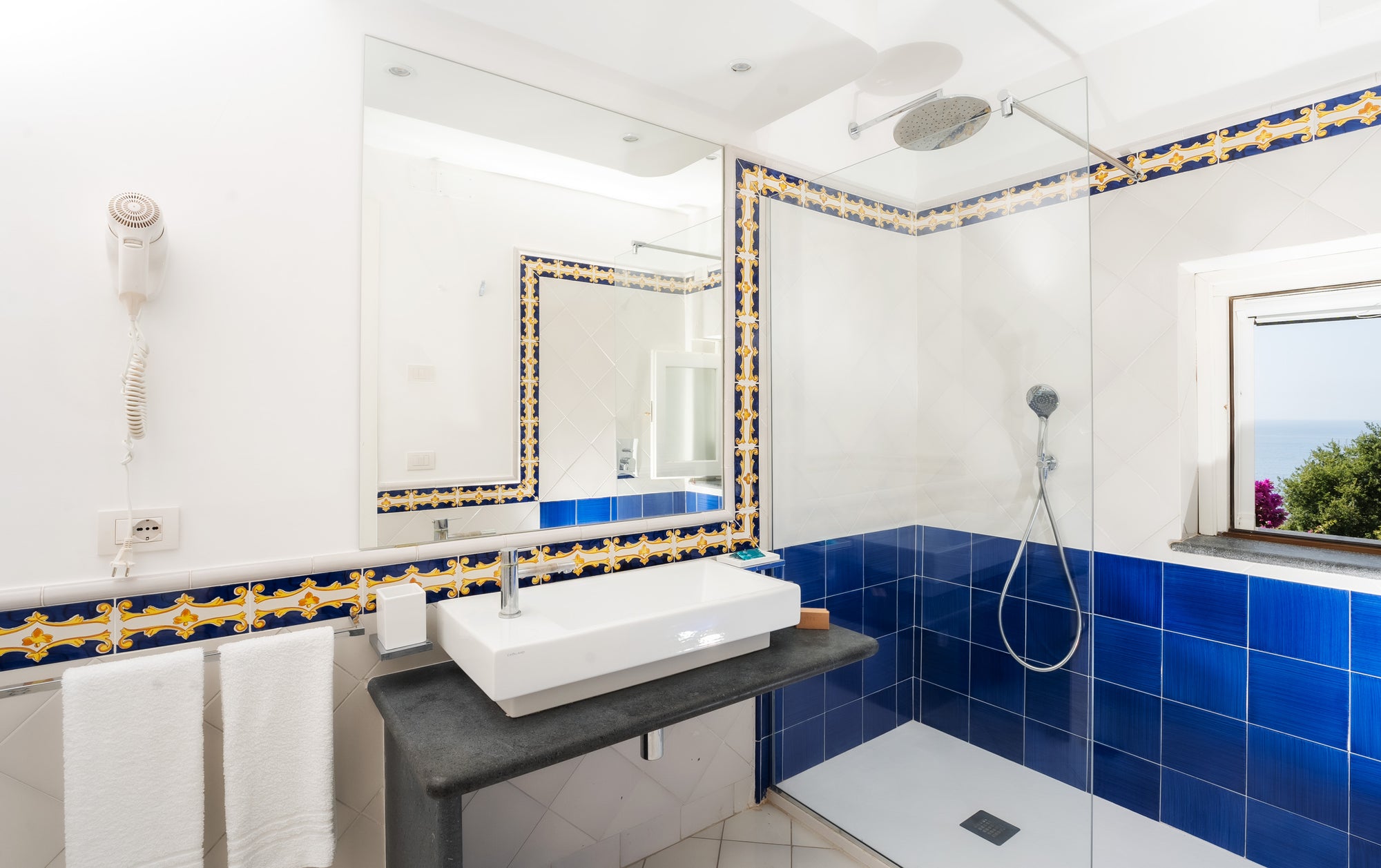 Villa Santa Croce - Amalfi coast luxury villa sleeps 12