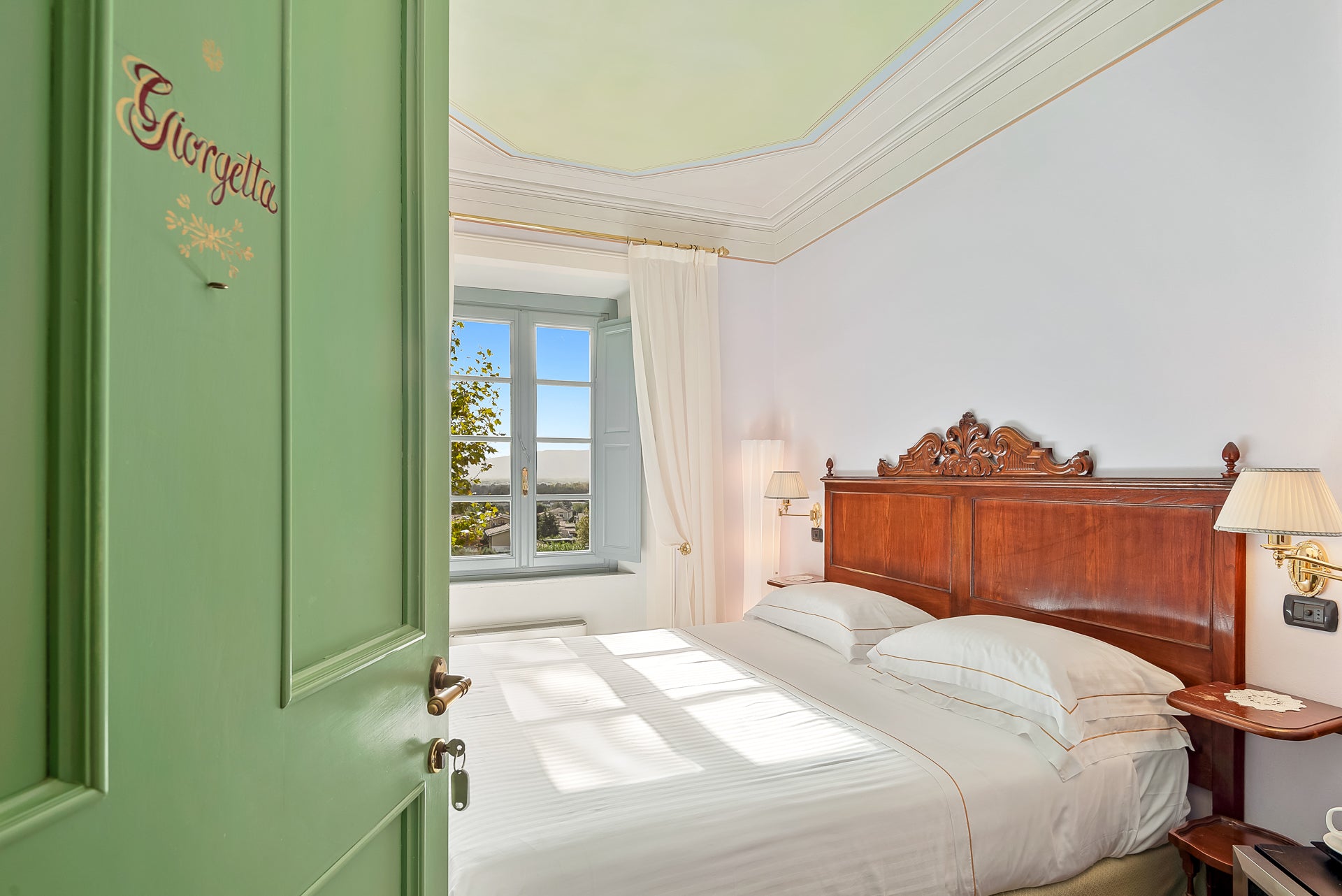 Villa Rosa di Daniela - lovely Lucca villa  - 16 bedrooms - sleeps up to 32