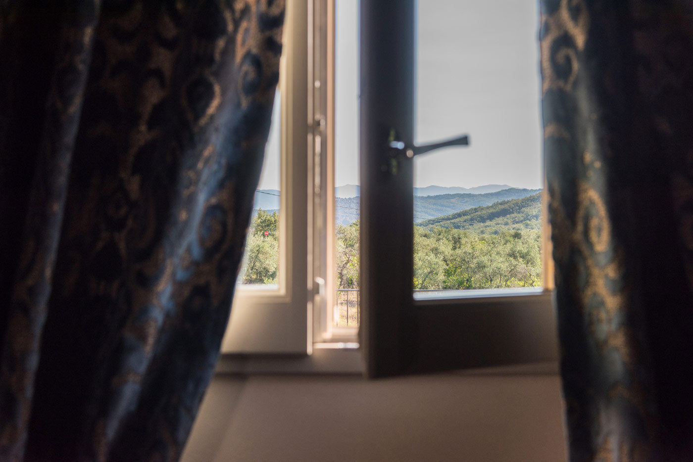 CentoCinquanta - luxury villa in Chianti, sleeps up to 16