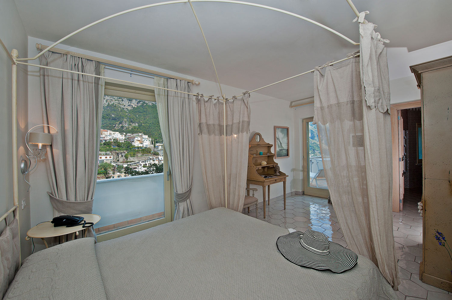 Luxury Positano villa sleeps 12  Villa Voltaire