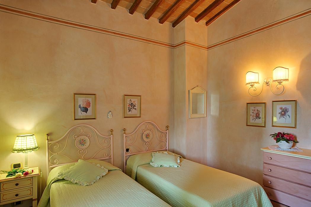 Cavallo Volante - luxury villa sleeps up to 20