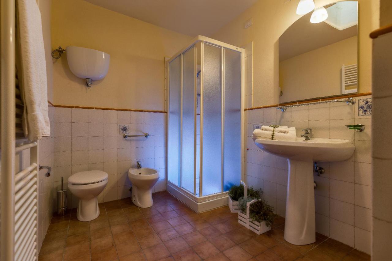 Antico Frantoio  - Sleeps 10, up to 15 with guest house