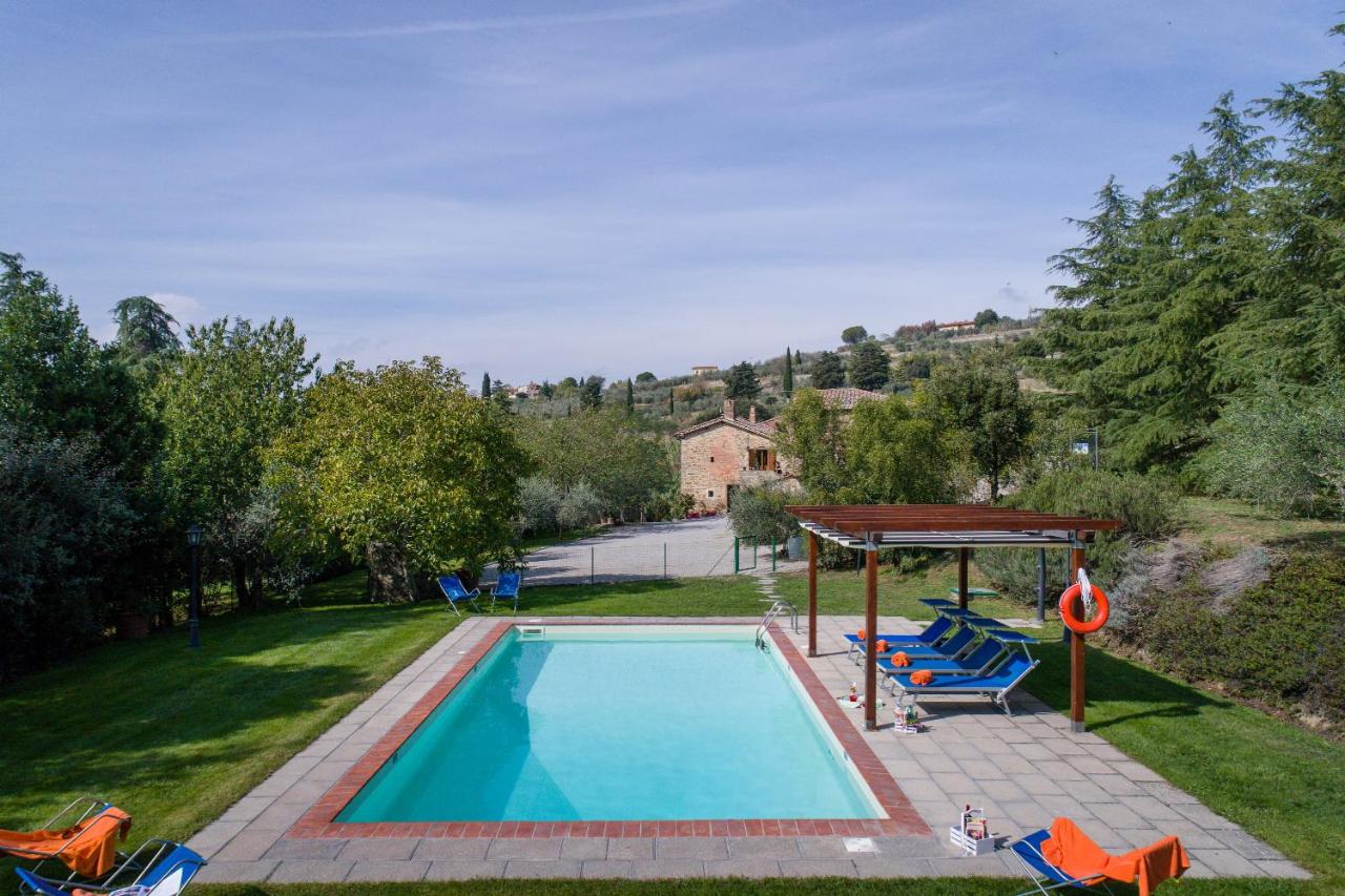 Antico Frantoio  - Sleeps 10, up to 15 with guest house