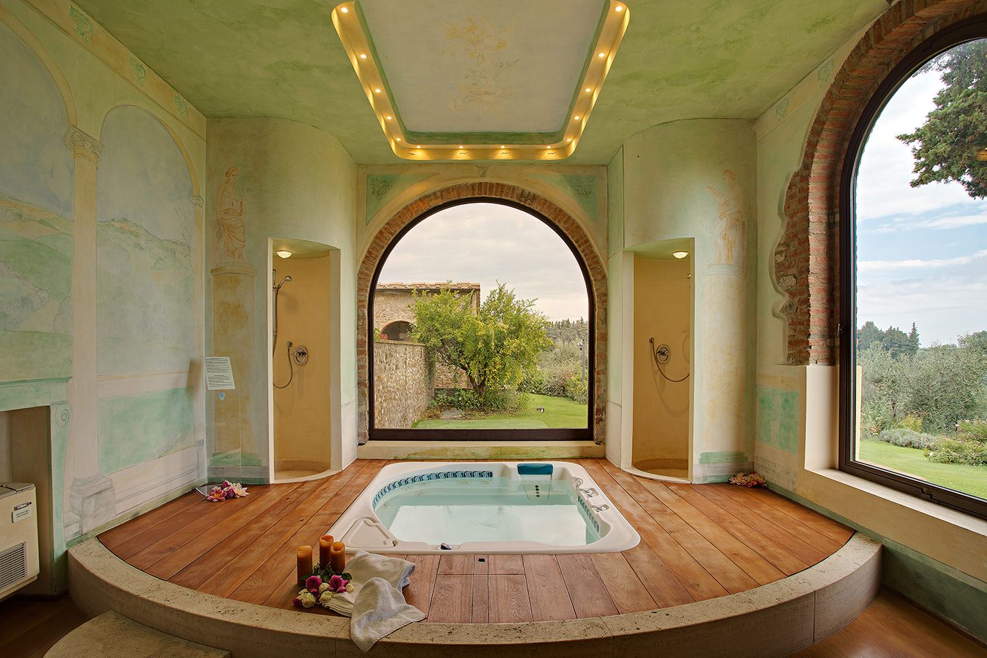 Cavallo Volante - luxury villa sleeps up to 20