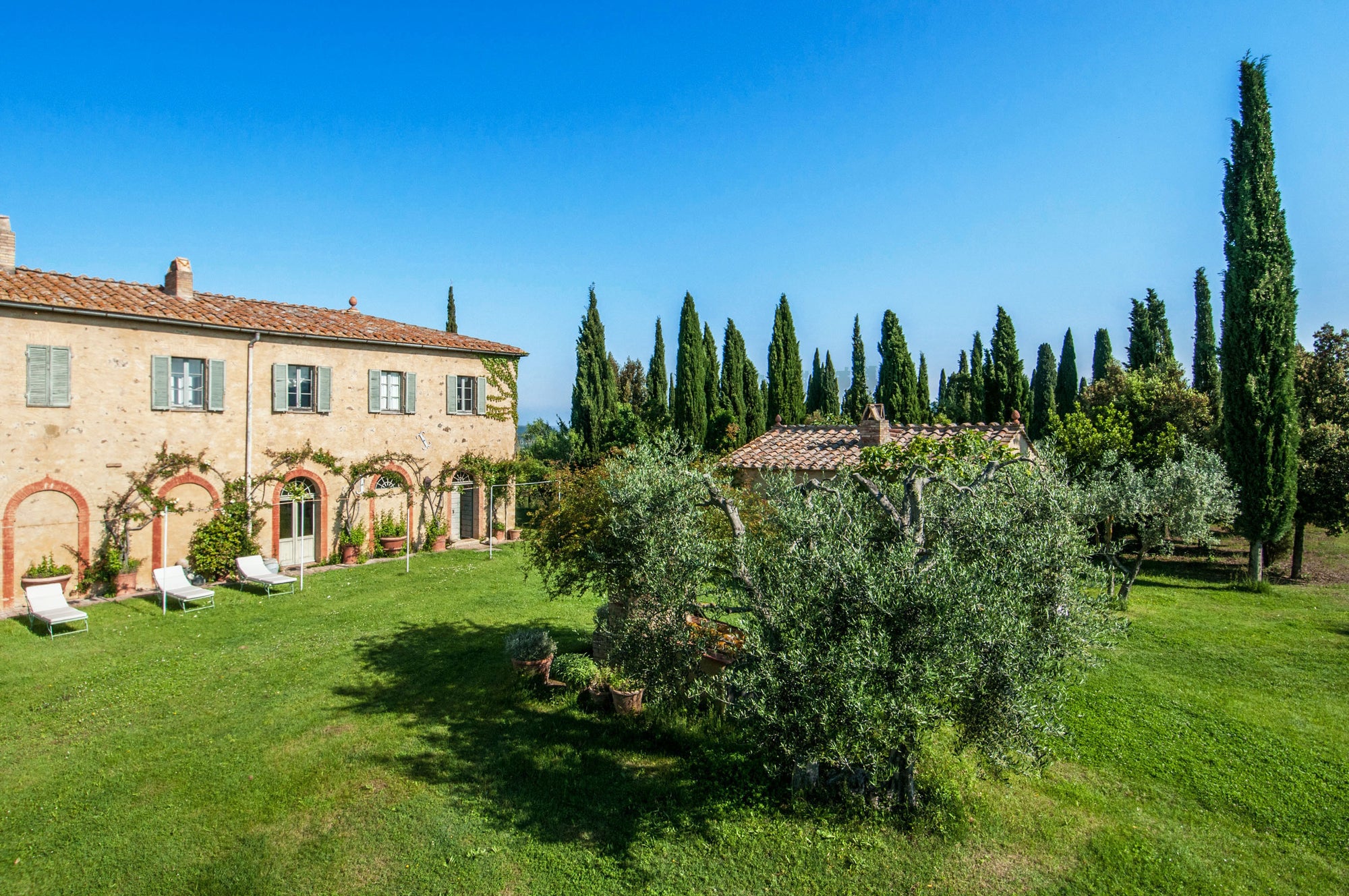Fontanelle - luxury villa sleeps 12 or more on request