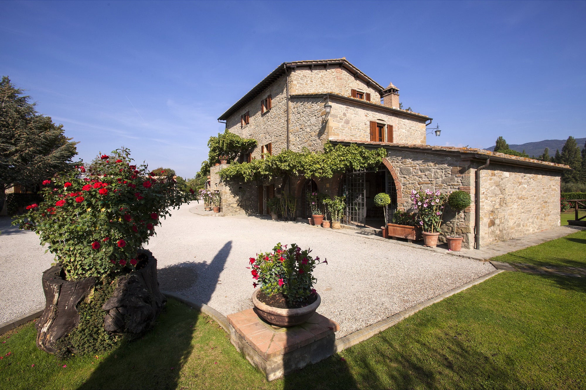 Podere Vittorio - beautiful agriturismo sleeps up to 25