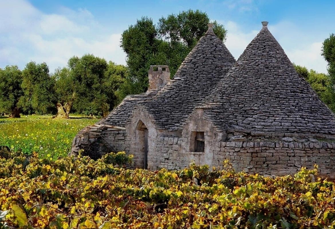 Alberobello - walking tour of the Trulli village UNESCO site