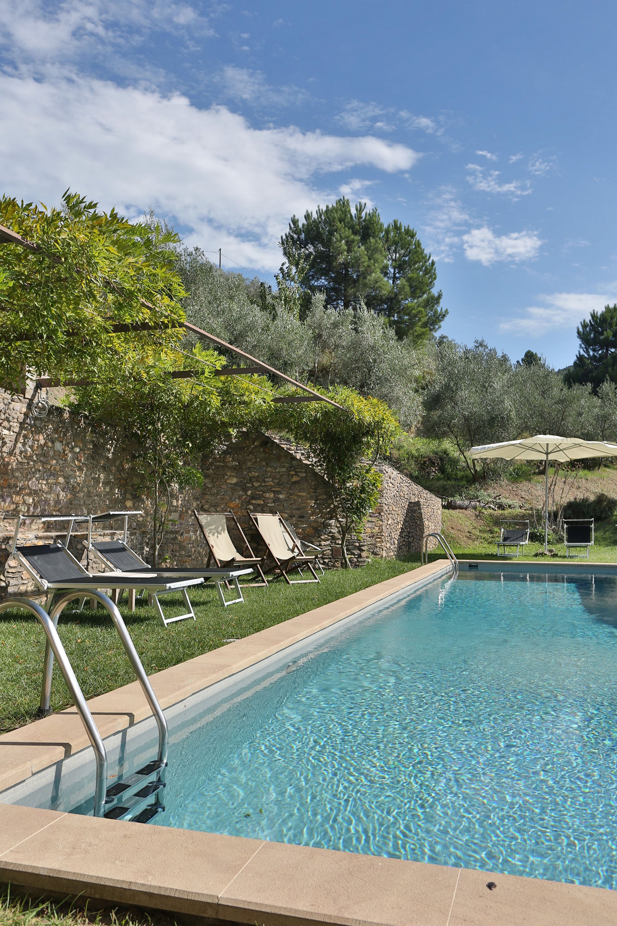 Chiodo - tuscan villa for 10, near Lucca
