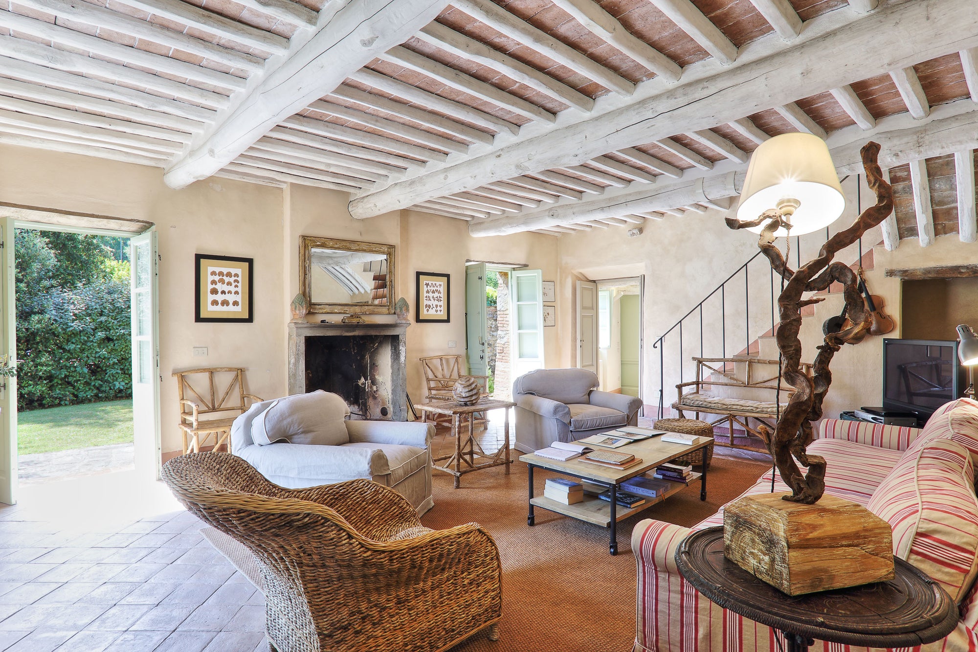 Sorgente - villa near Lucca sleep up to 10, 5 bedrooms, 6 bathrooms