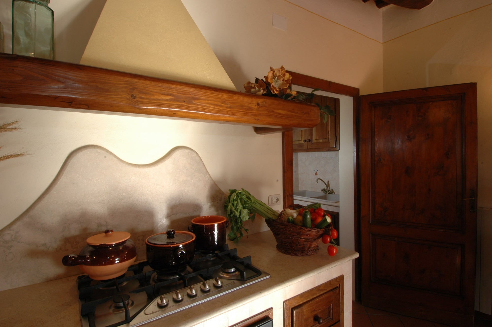 Podere Vittorio - beautiful agriturismo sleeps up to 25
